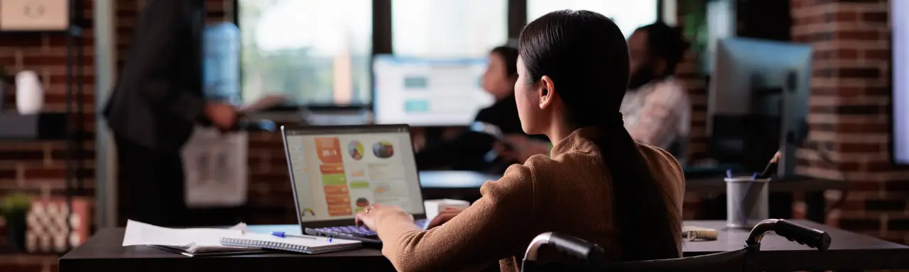 User browsing a UX and UI friendly website on laptop